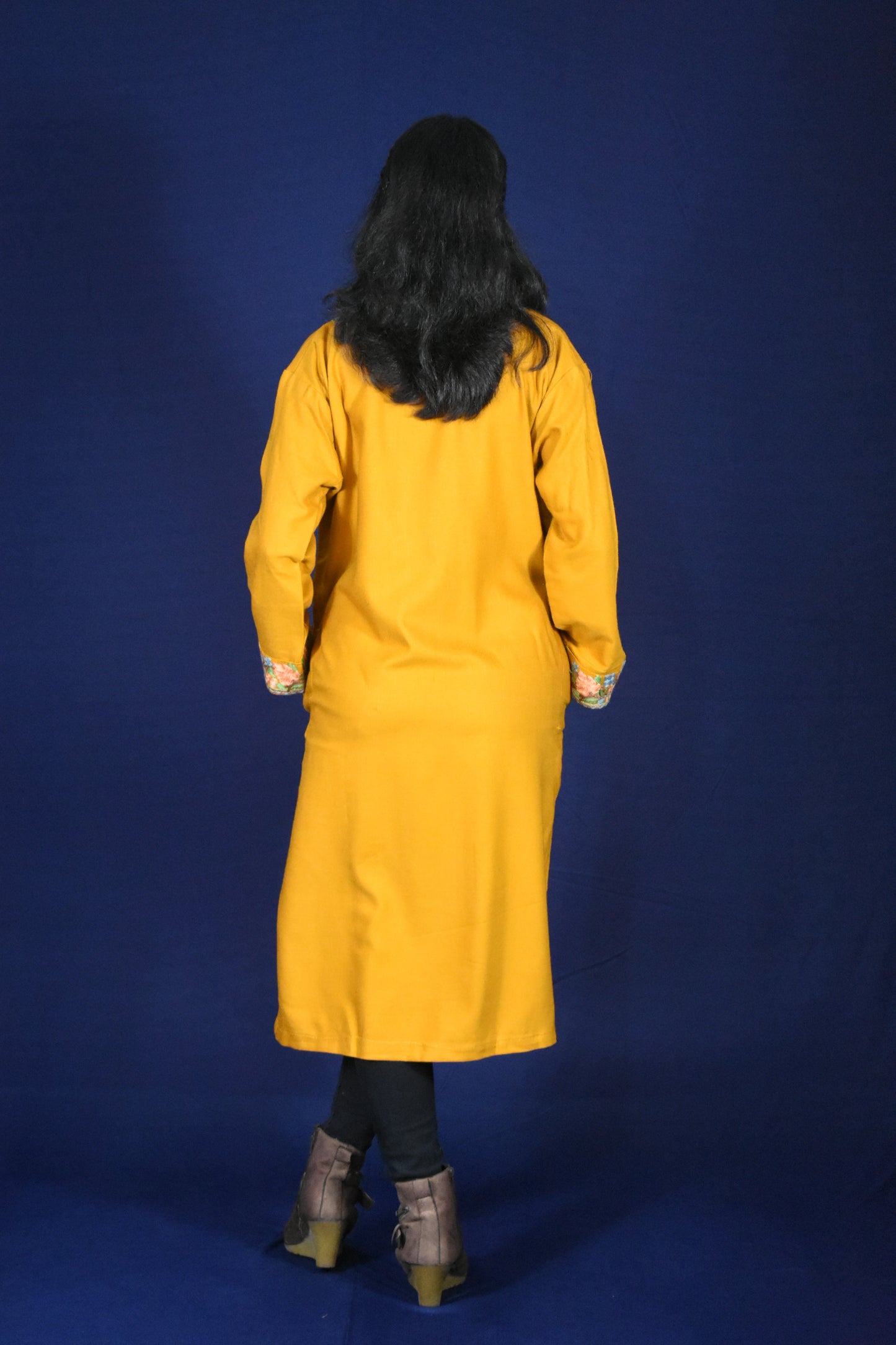 MUSTARD KASHMIRI PHERAN