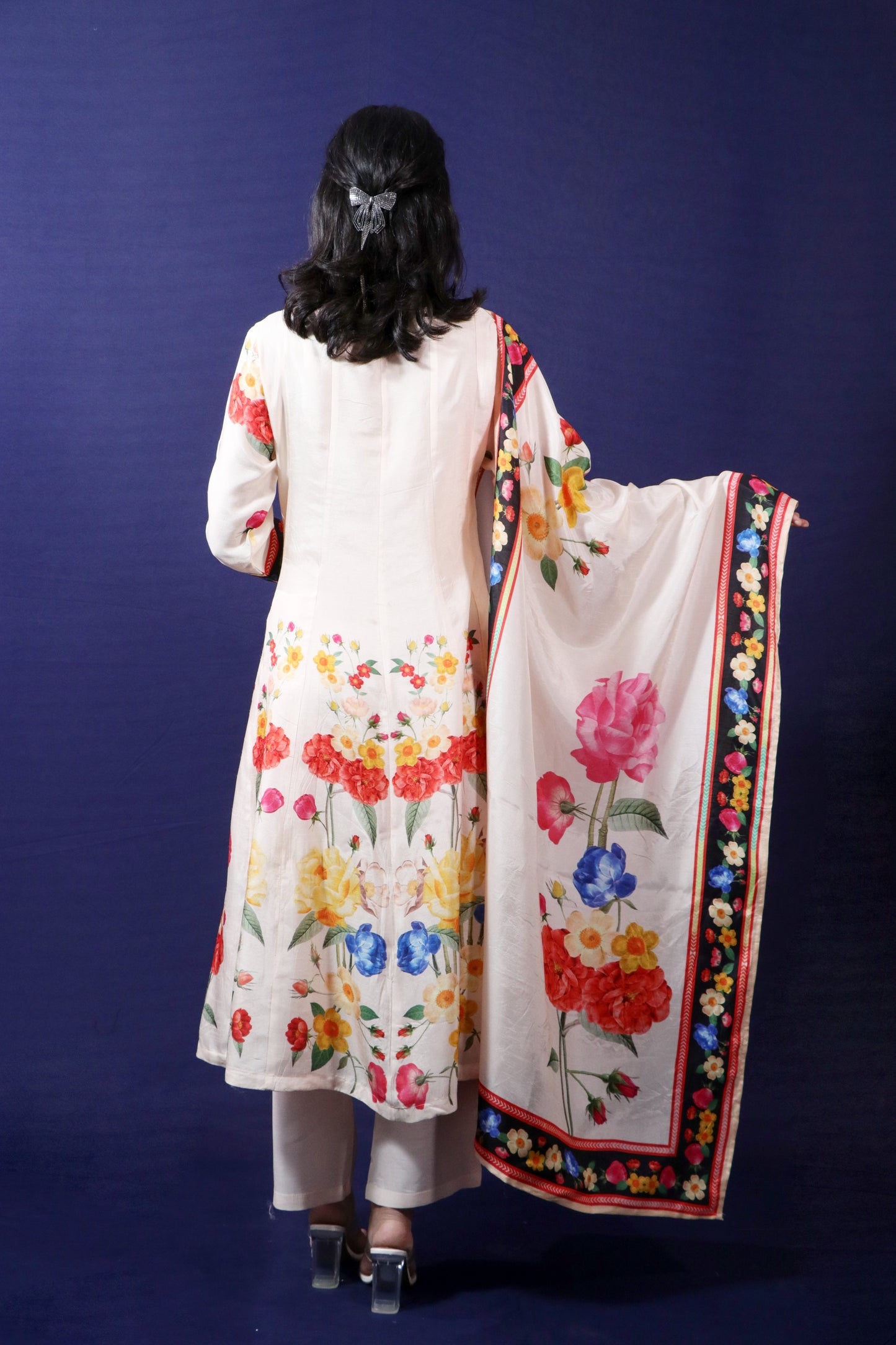 Elegant Dola Silk Off-White Anarkali