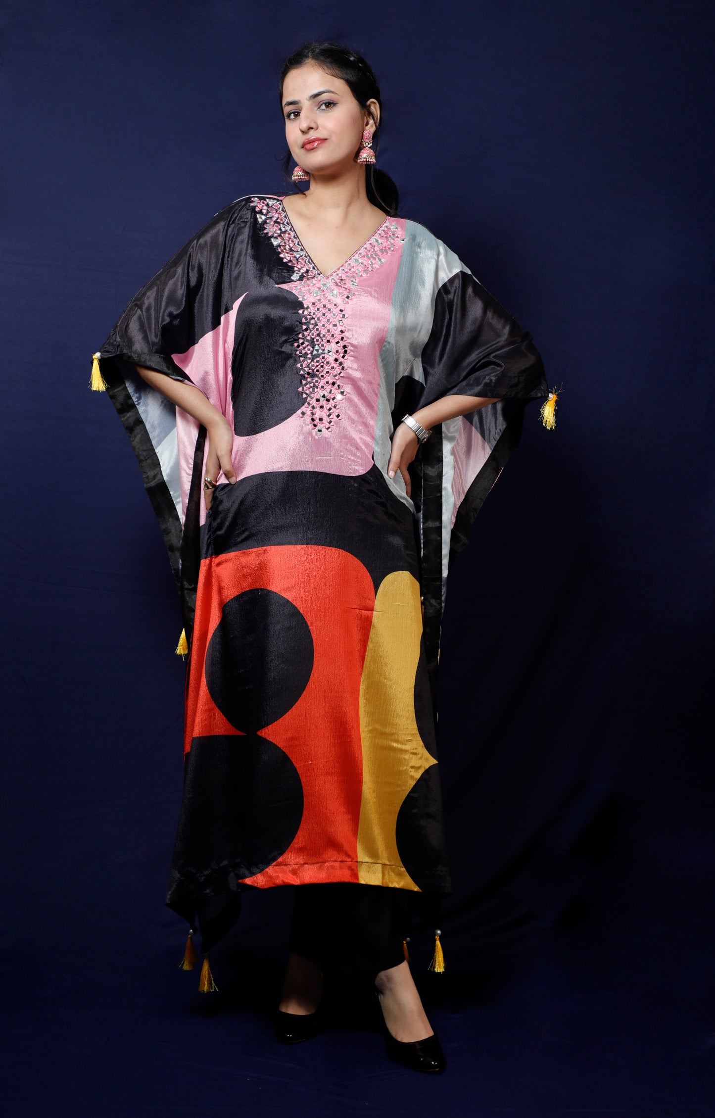 Elegant Black Abstract Print Kaftan