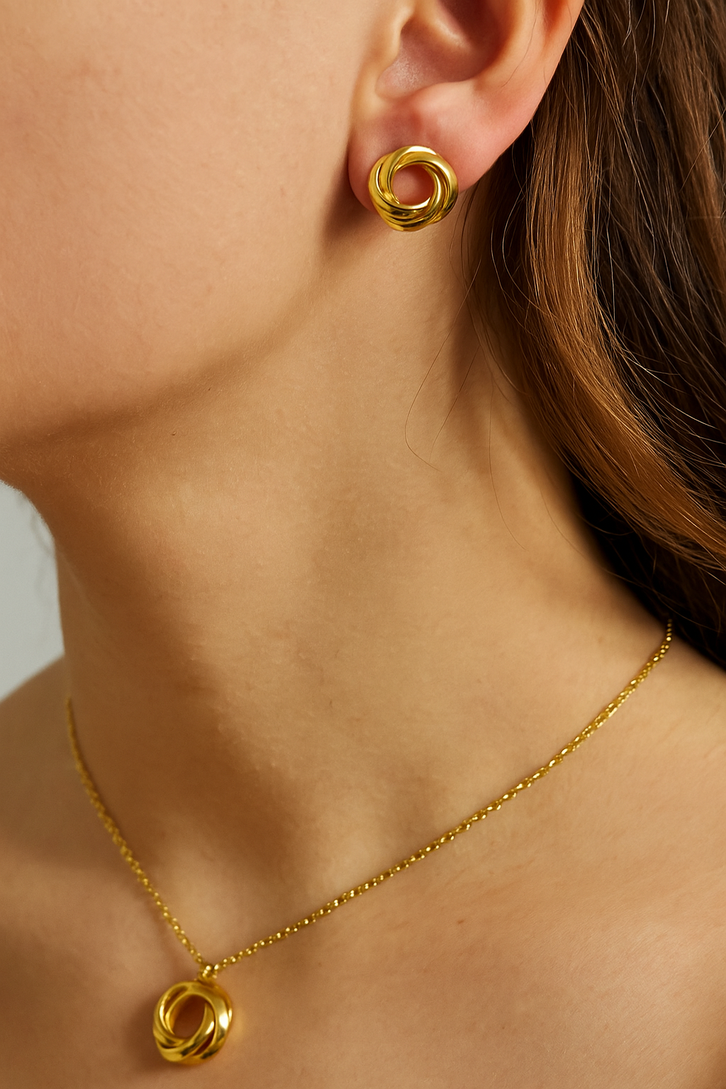 Timeless Bond Necklace Set
