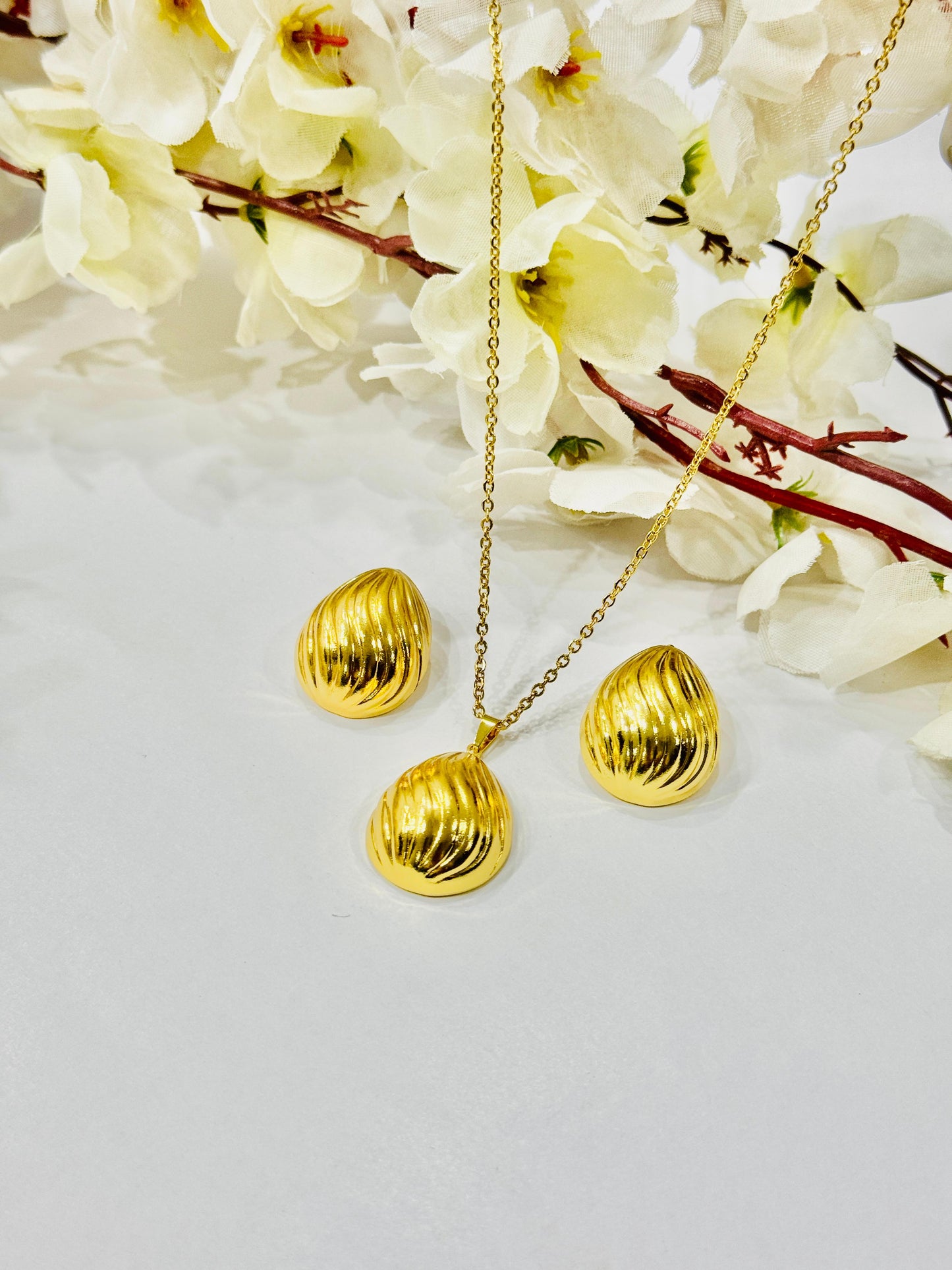 Droplet Necklace Set