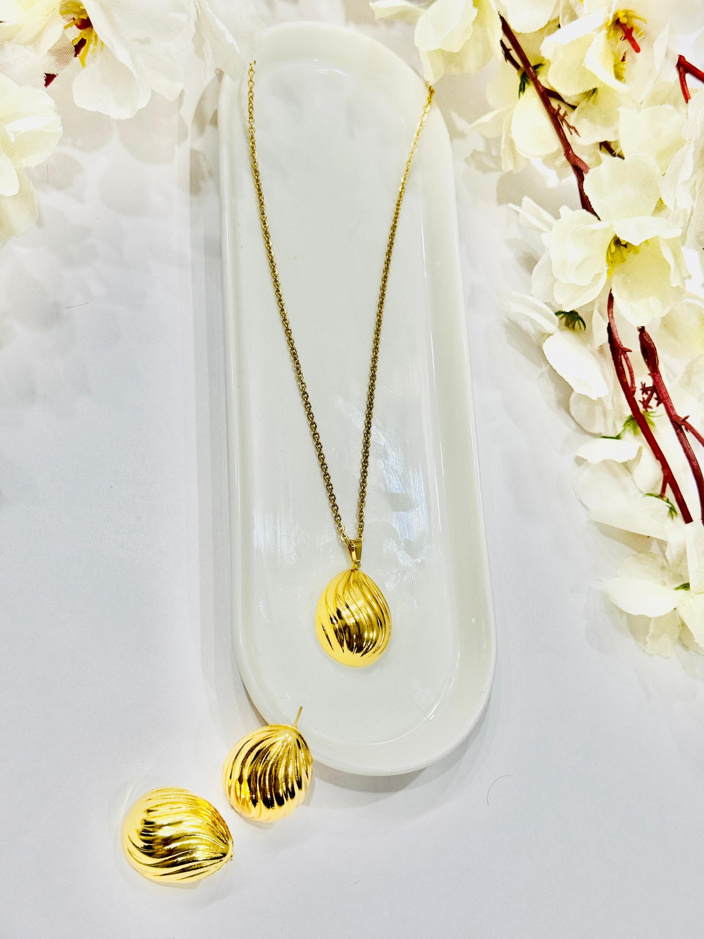 Droplet Necklace Set