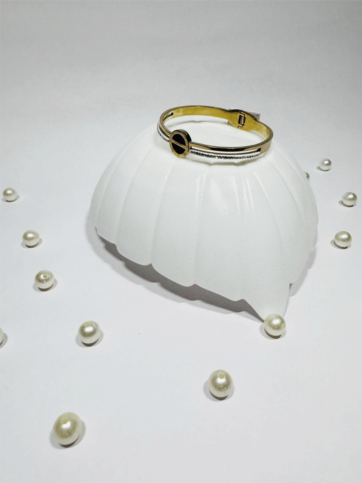 Circle Statement-Stainless Steel Zirconia Bracelet