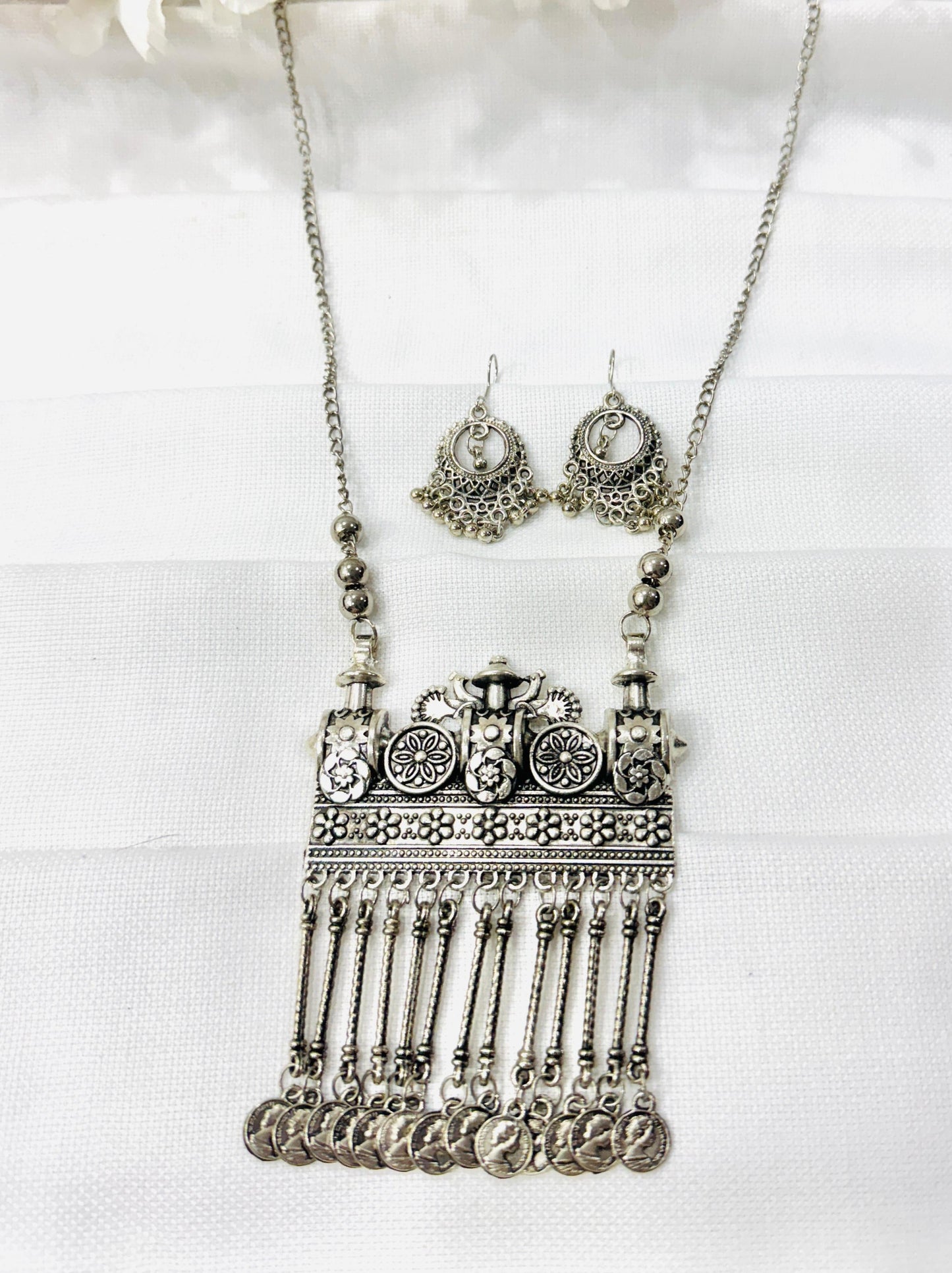 Temple Oxidized Necklace Set