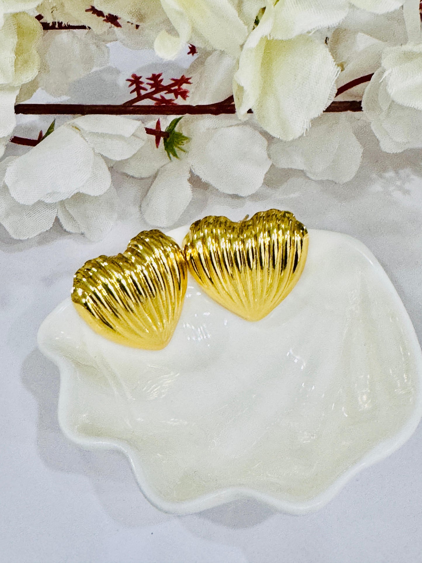Serene Heartline Necklace Set