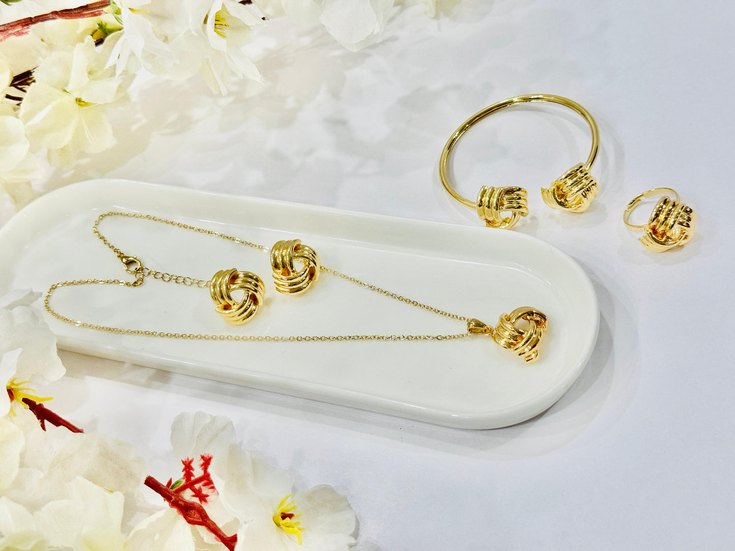 Eternal Knot Necklace Set With Bracelet & Ring