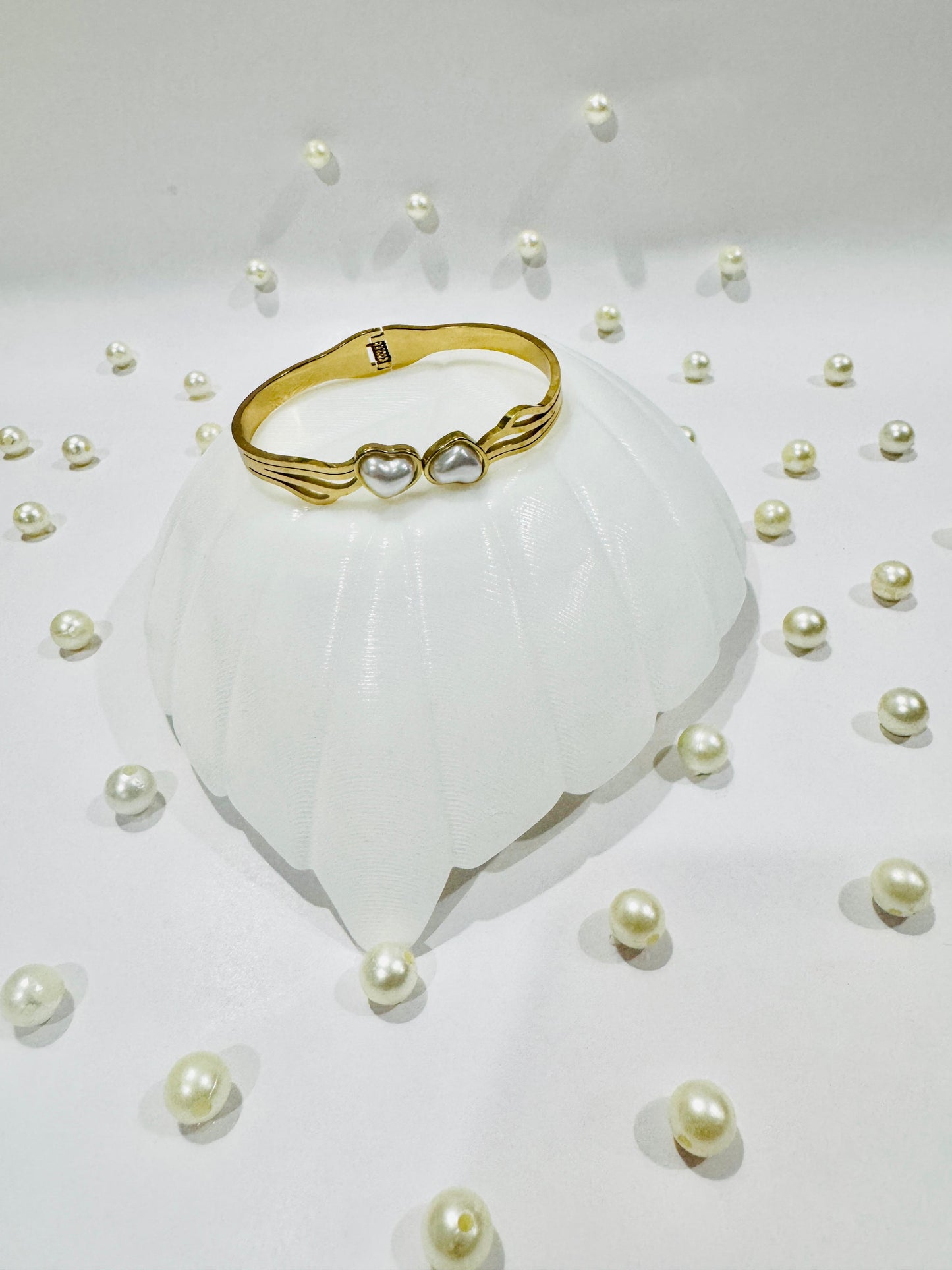 Dual Hearts Pearl Bracelet