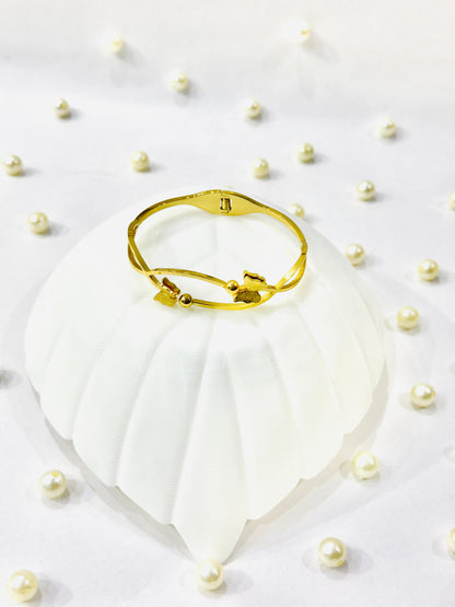 Butterfly Double Waved Bracelet