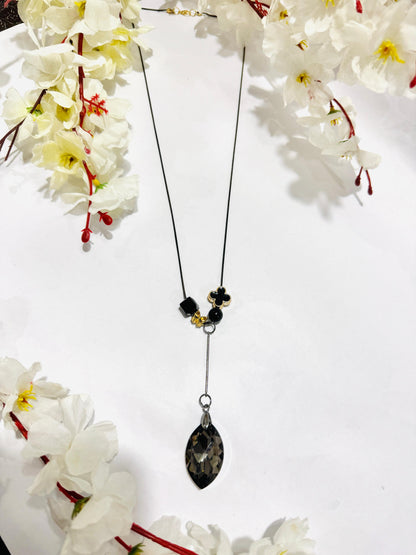Clover Black Beauty Long Necklace