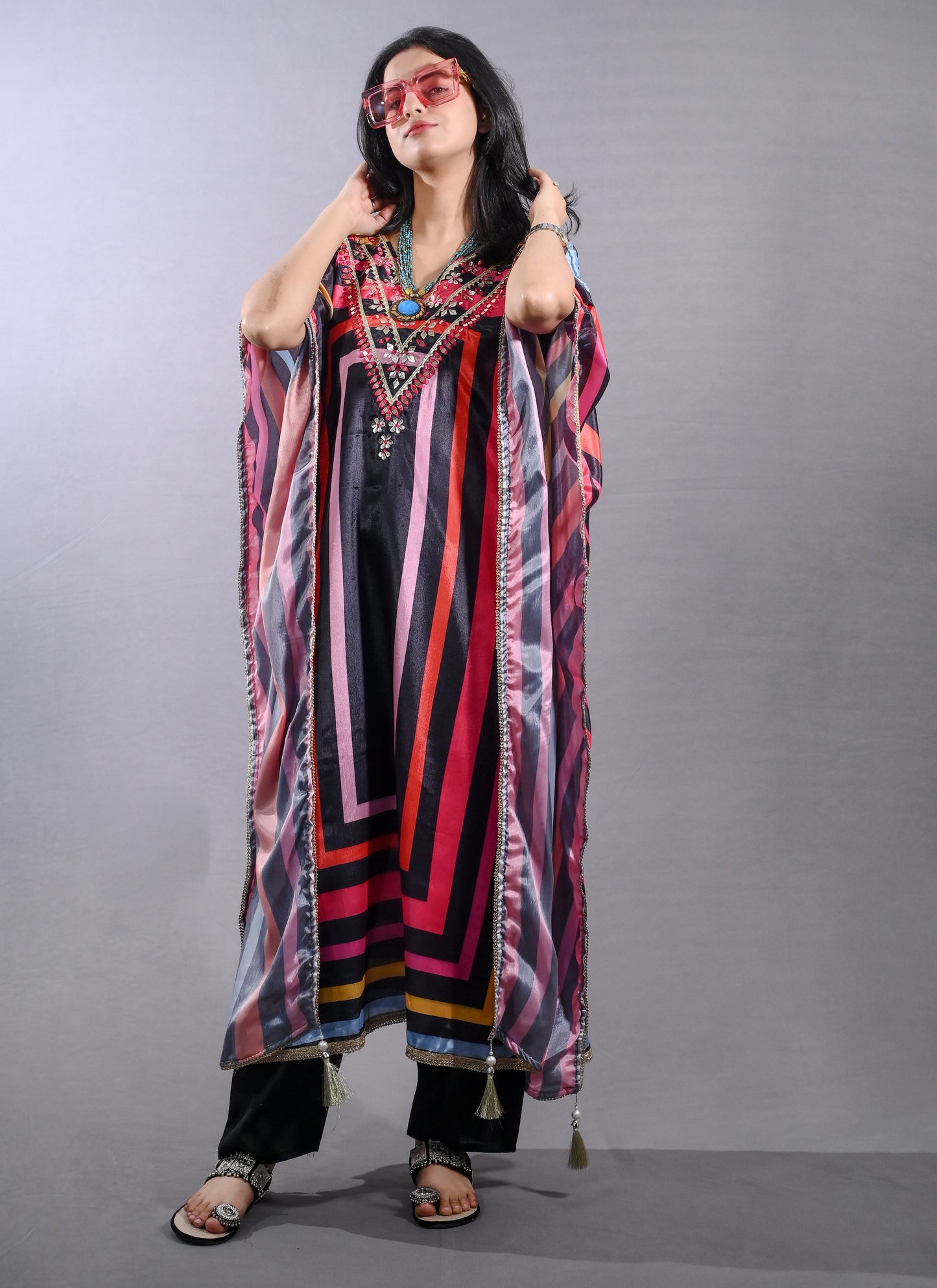 Elegant Black Geometric Print Kaftan