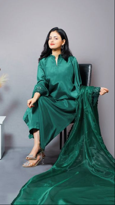 Elegant 3 Piece Green Kurta Dupatta Set