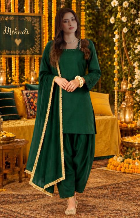 Emerald Green Pakistani Silk Farshi Set with Gold-Trimmed Dupatta