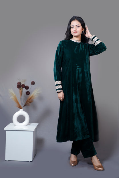 Two Piece Green Velvet Set(High Neck)