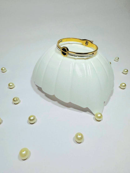 Circle Statement-Stainless Steel Zirconia Bracelet