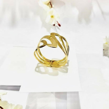 Anti Tarnish Luxe Statement Cuff(Free Size)