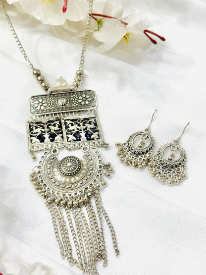 Black 'N' Silver Oxidized Necklace Set