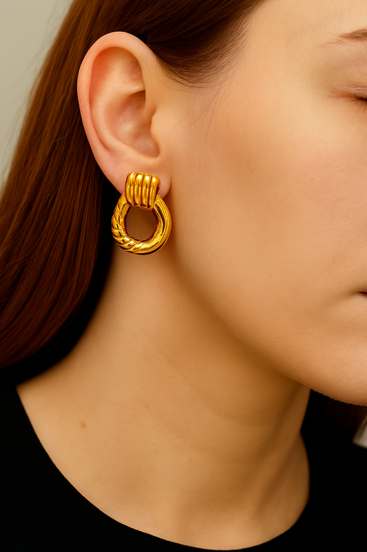Golden Orbit Stud
