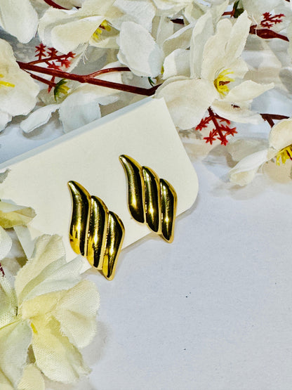 Solar Swirl Stud
