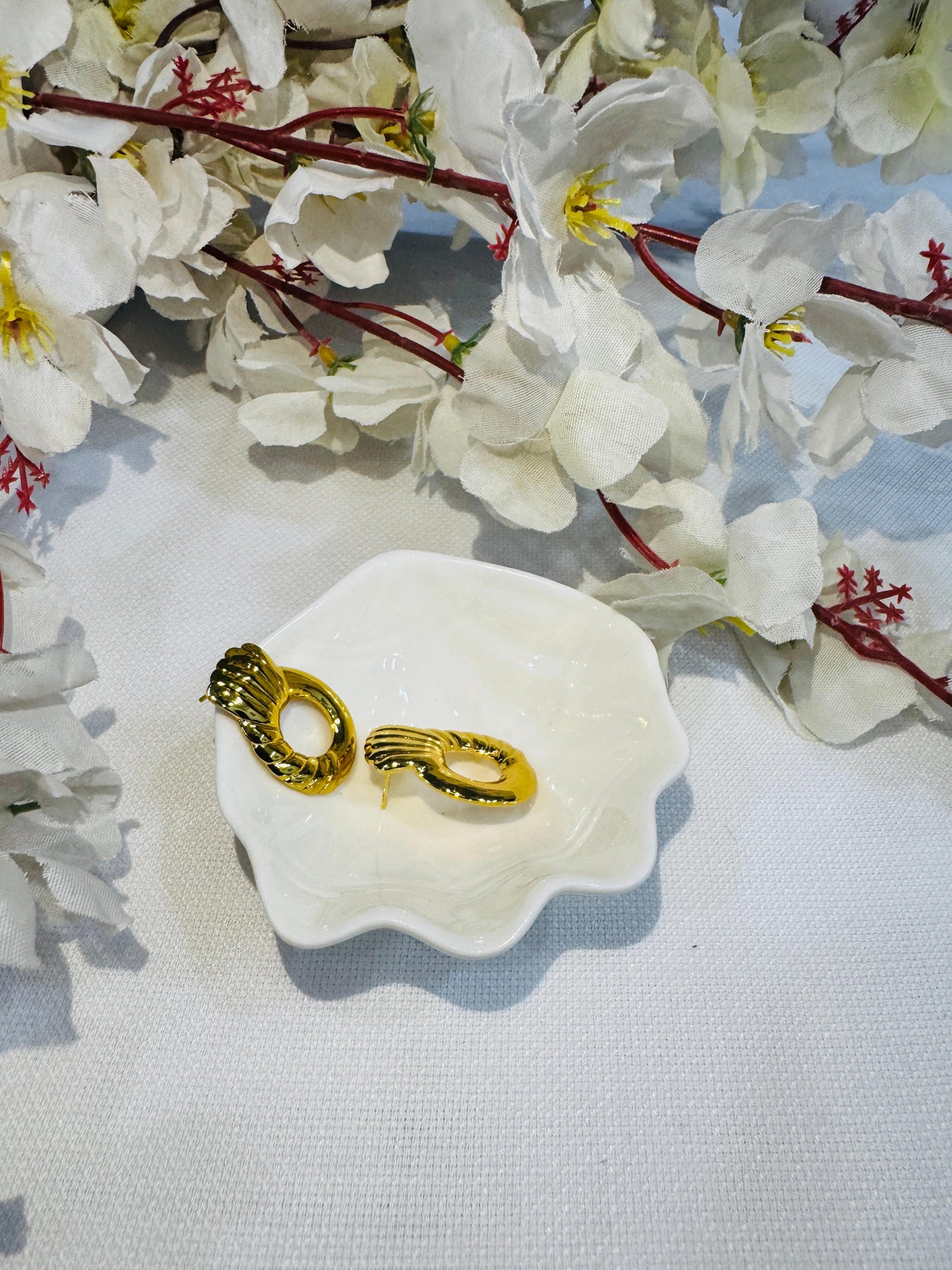 Golden Orbit Stud