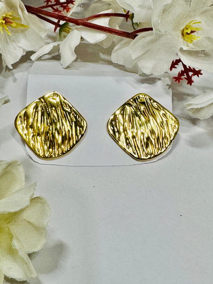 Aurora Wave Textured Stud