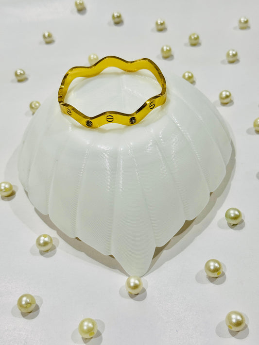 Wavy Zirconia Bracelet